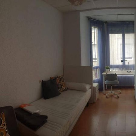 Cozy Apartment In The Heart Of Alicante! المظهر الخارجي الصورة