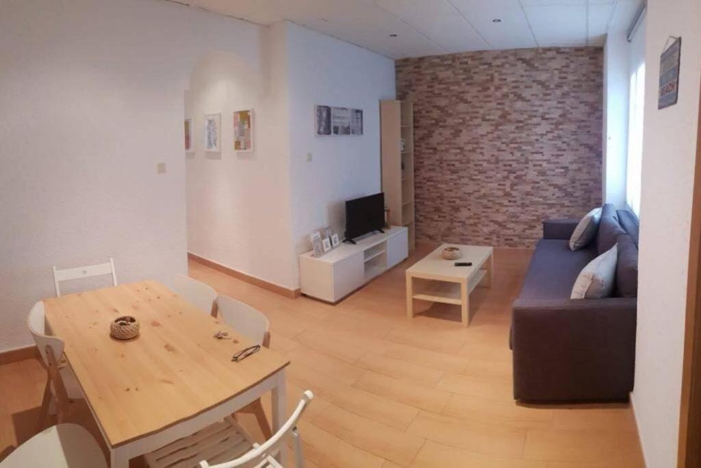 Cozy Apartment In The Heart Of Alicante! المظهر الخارجي الصورة